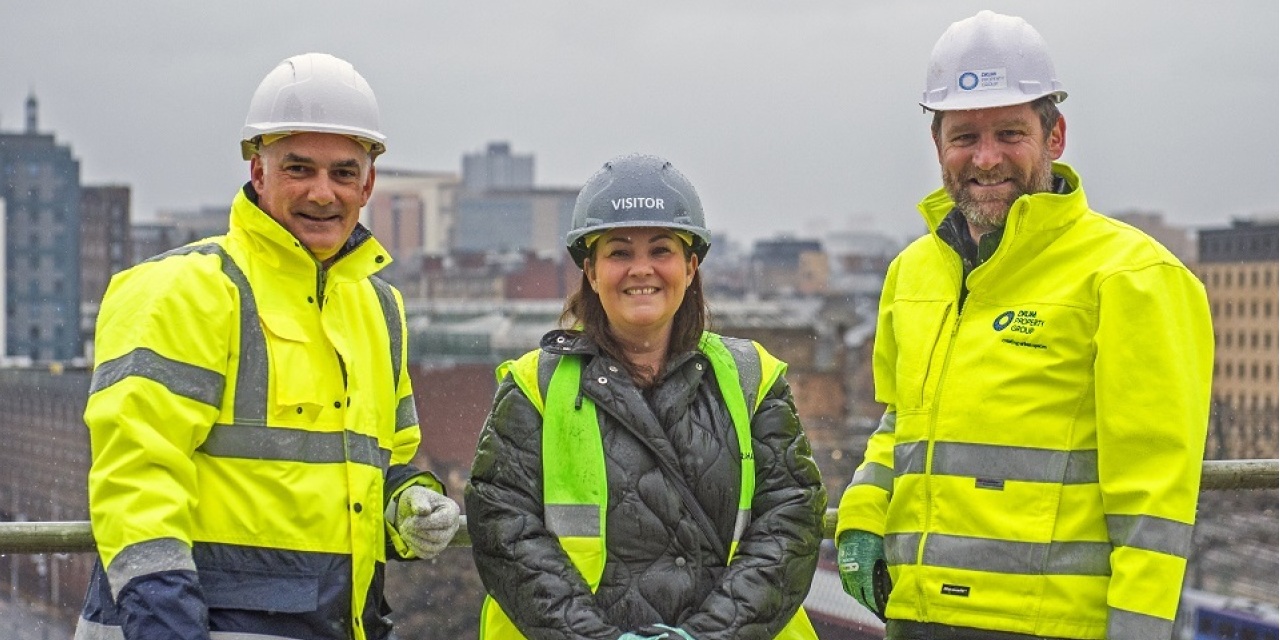 S960 SLC Topping Out. Gov