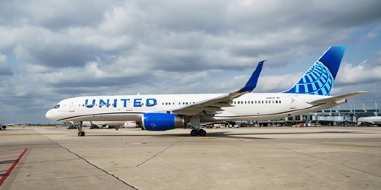 A United Airlines place on the tarmac